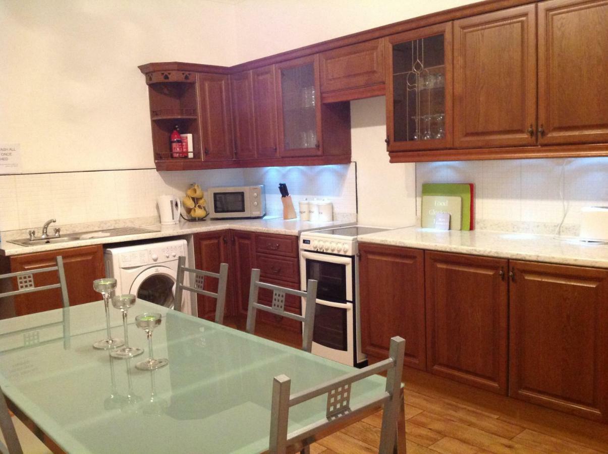 פטרהד Abbey Guest House מראה חיצוני תמונה